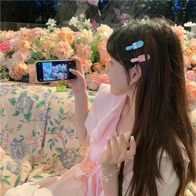 警花变色龙